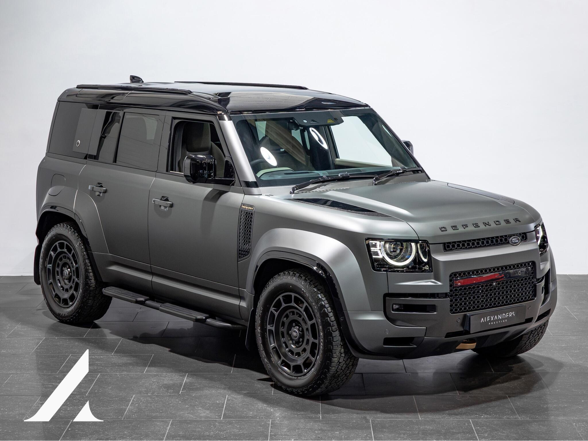 An exterior shot of the front right on a 2025 Land Rover DEFENDER