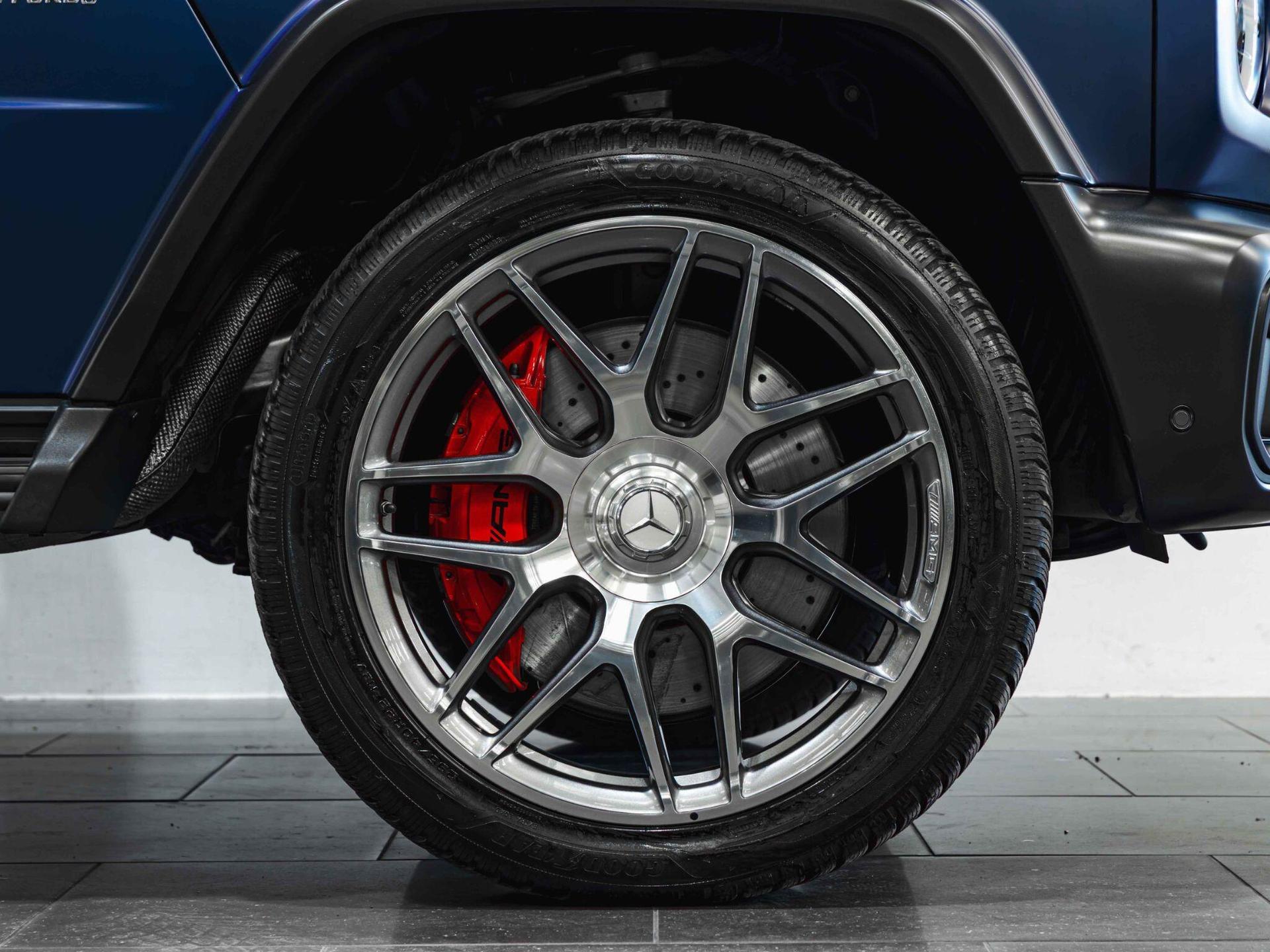 An exterior shot of the wheel on a 2025 Mercedes-Benz G-Class