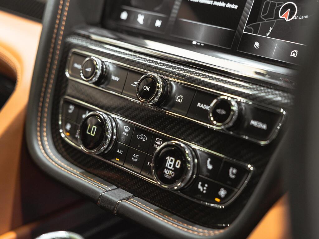 An interior shot of the misc controls on a 2022 Bentley BENTAYGA