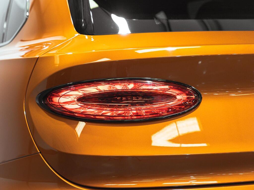 An exterior shot of the lights rear on a 2022 Bentley BENTAYGA