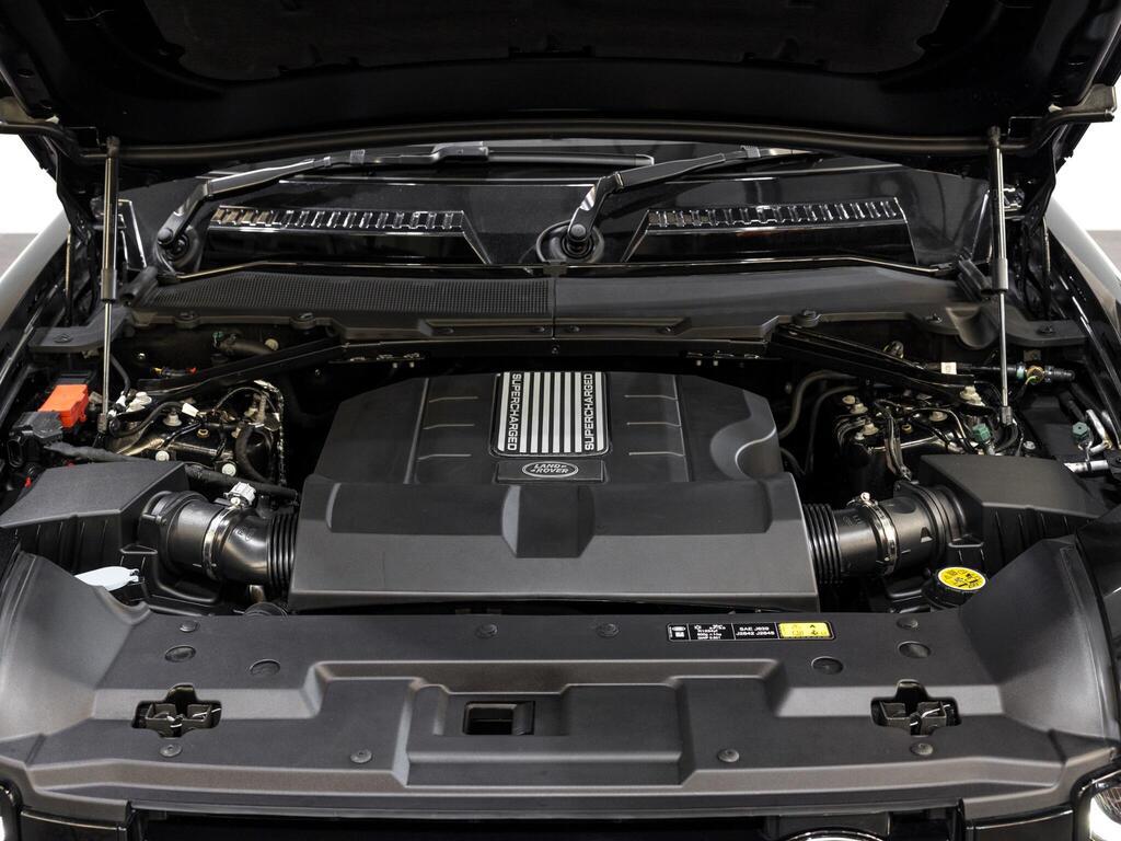 An exterior shot of the engine on a 2025 Land Rover Defender 110