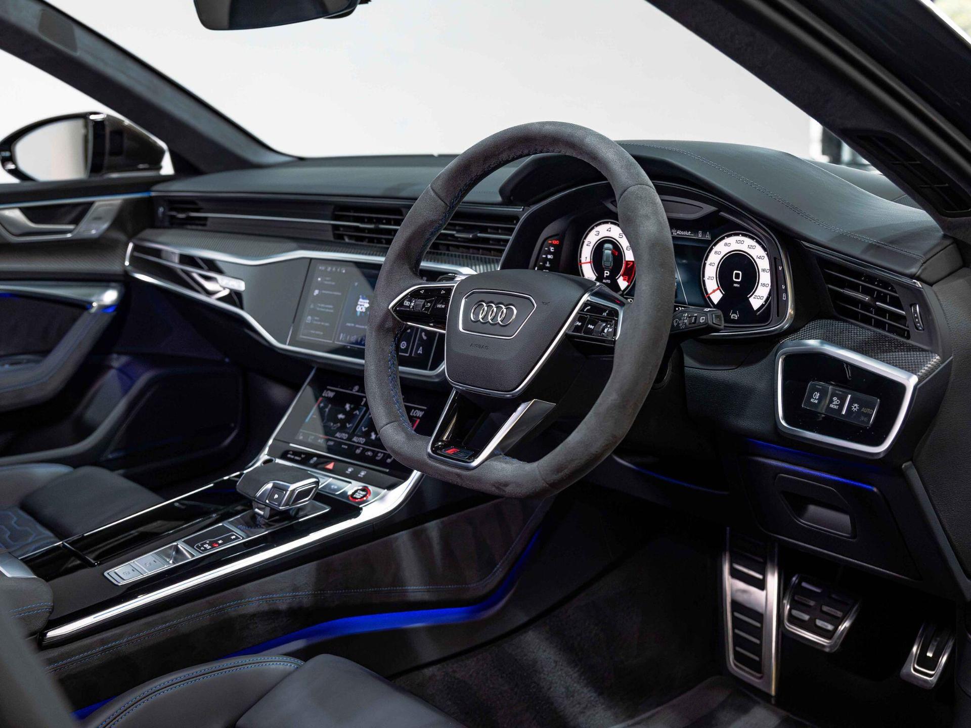 An interior shot of the interior front on a 2024 Audi RS6 Avant