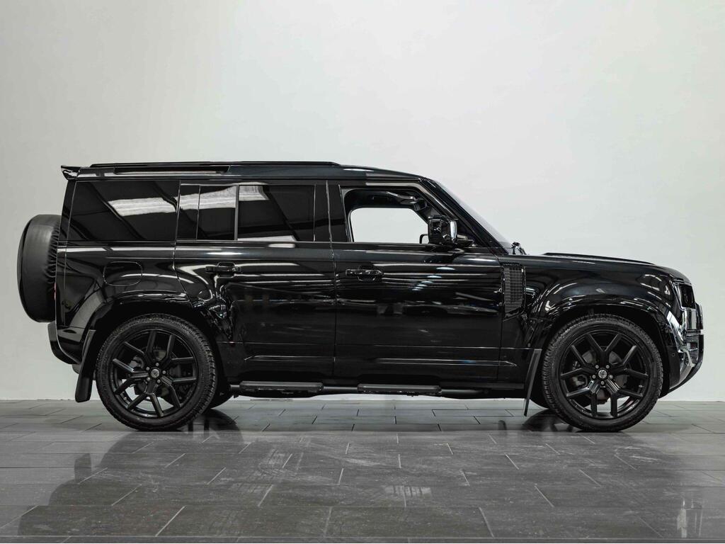 An exterior shot of the side right on a 2024 Land Rover Defender 110