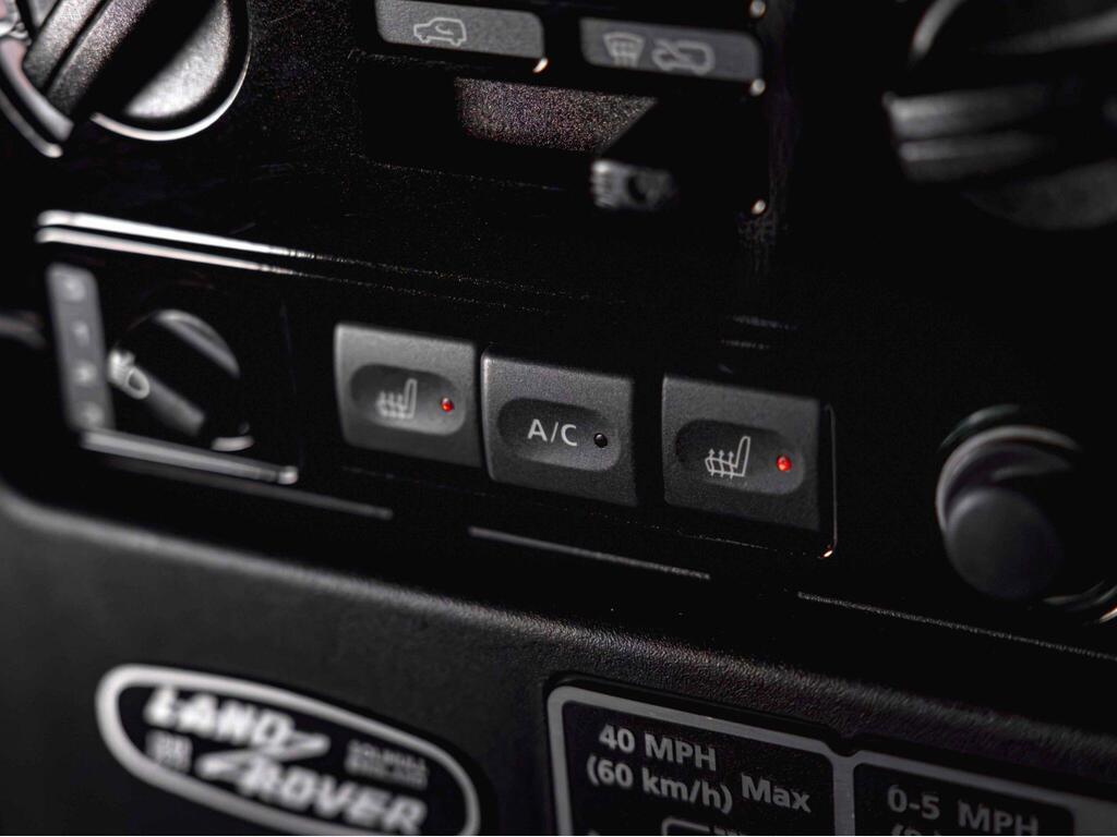 An interior shot of the misc controls on a 2016 Land Rover Defender 90