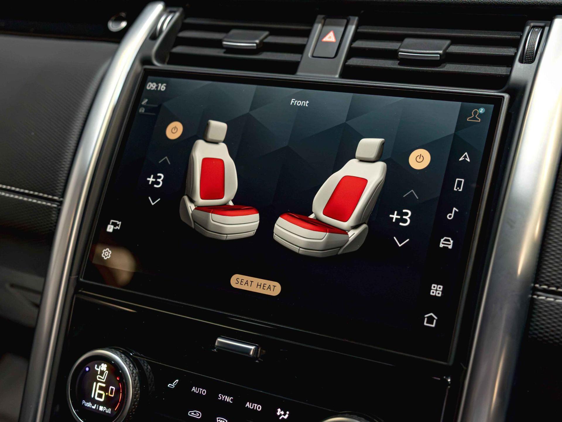 An interior shot of the infotainment system on a 2025 Land Rover Discovery