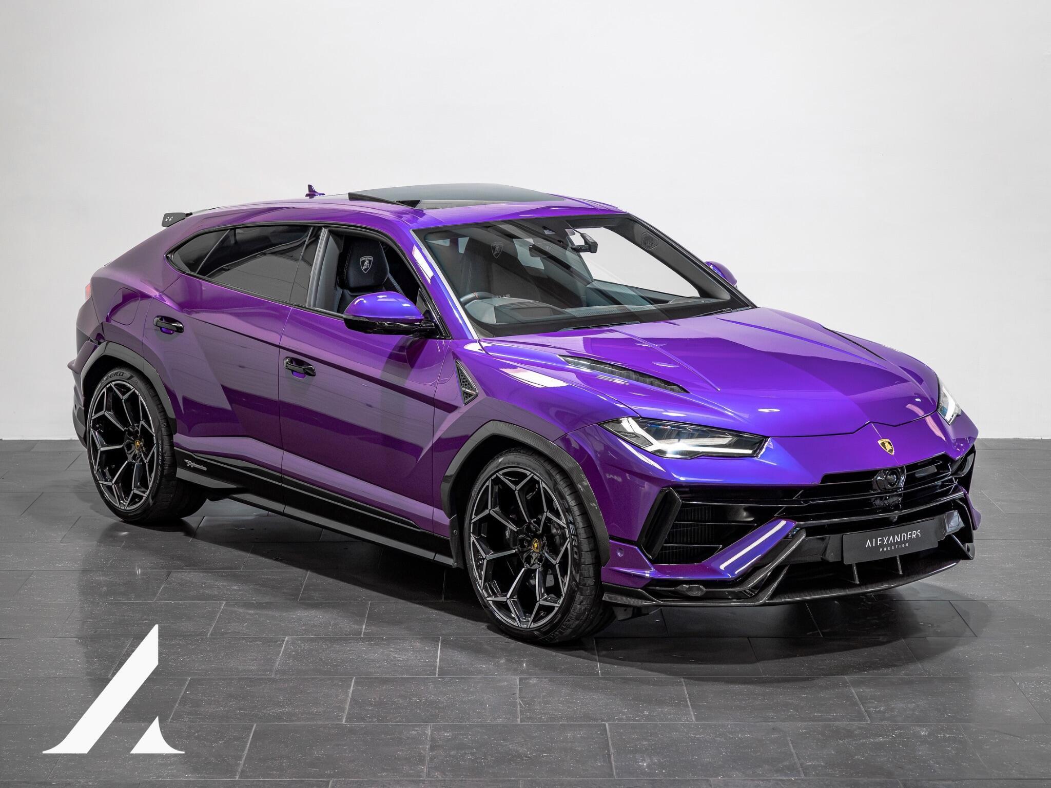 An exterior shot of the front right on a 2023 Lamborghini Urus