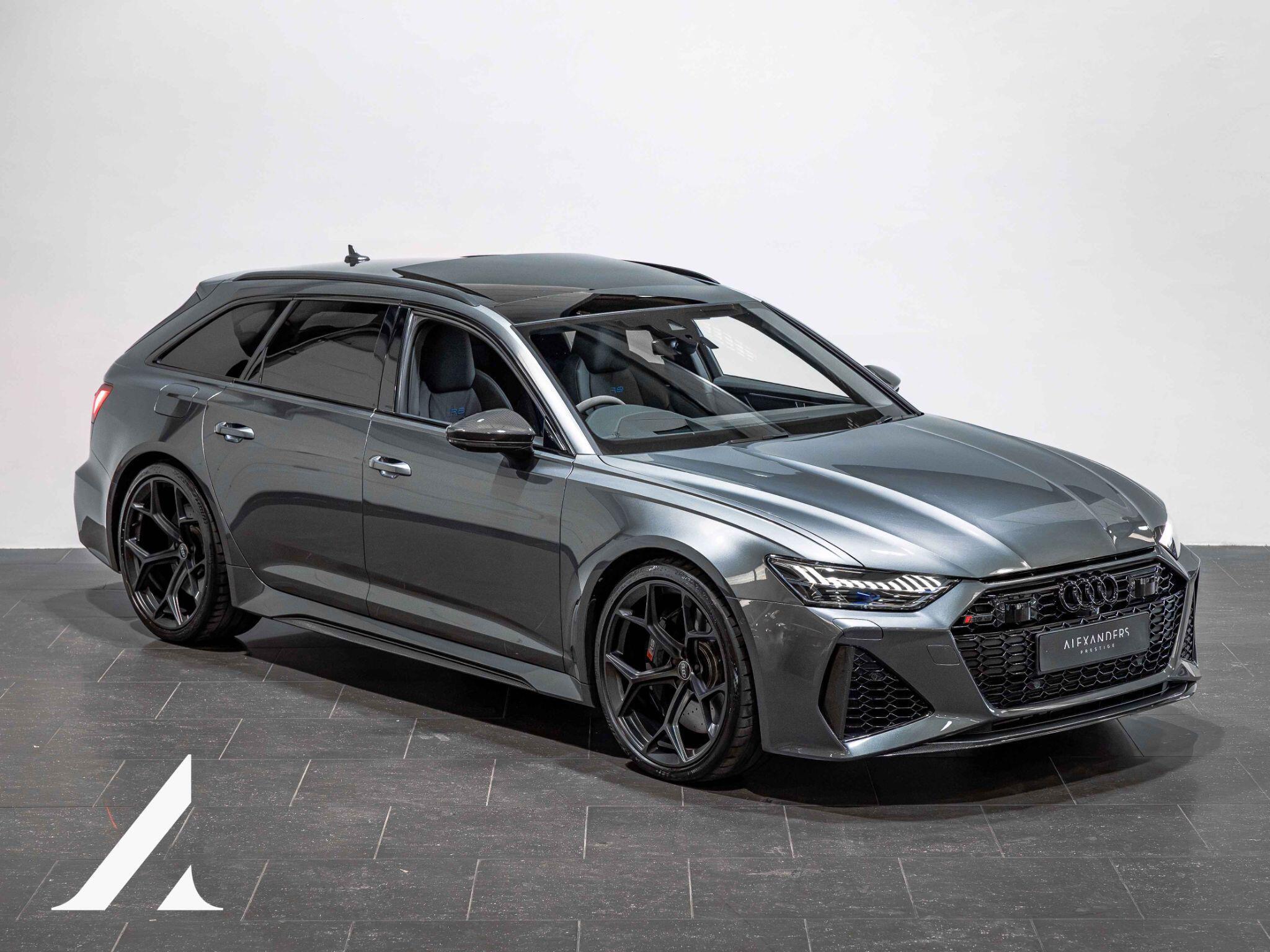 An exterior shot of the front right on a 2024 Audi RS6 Avant