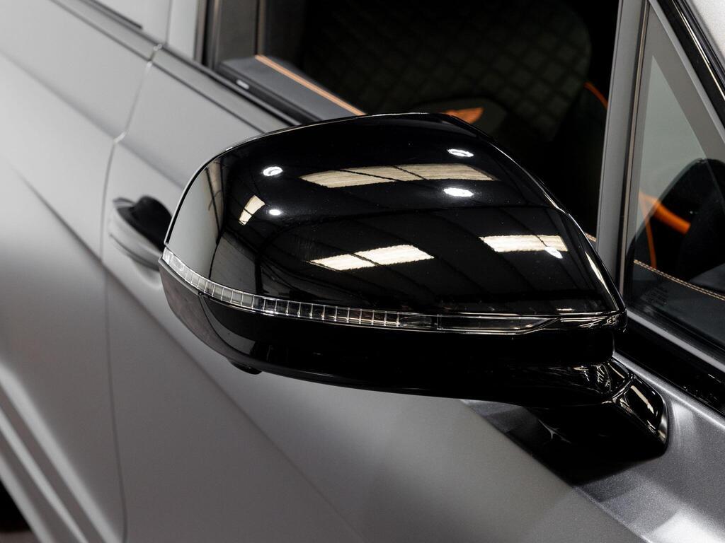 An exterior shot of the wing mirror on a 2025 Bentley Bentayga