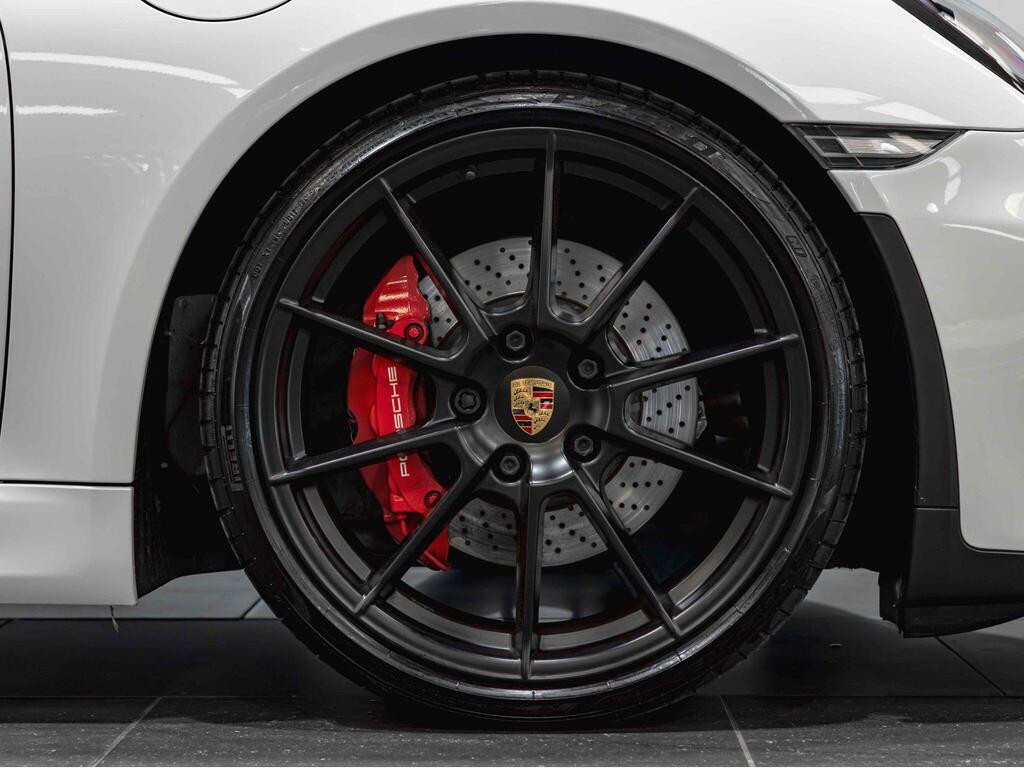 An exterior shot of the wheel on a 2015 Porsche Boxster