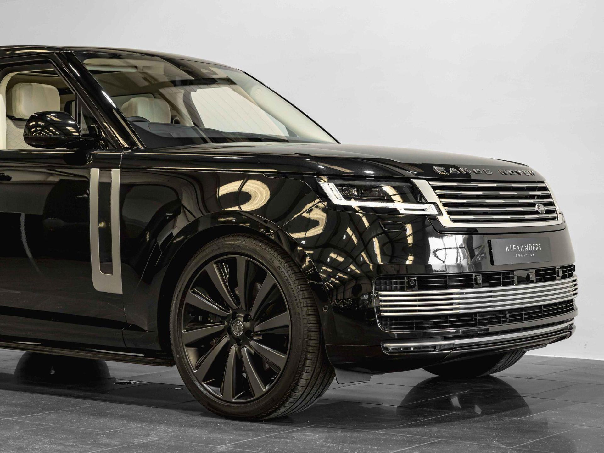 An exterior shot of the front right on a 2024 Land Rover Range Rover