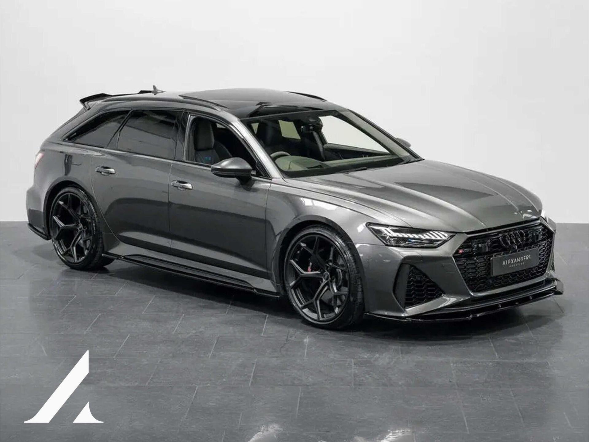 An exterior shot of the front right on a 2023 Audi RS6 Avant