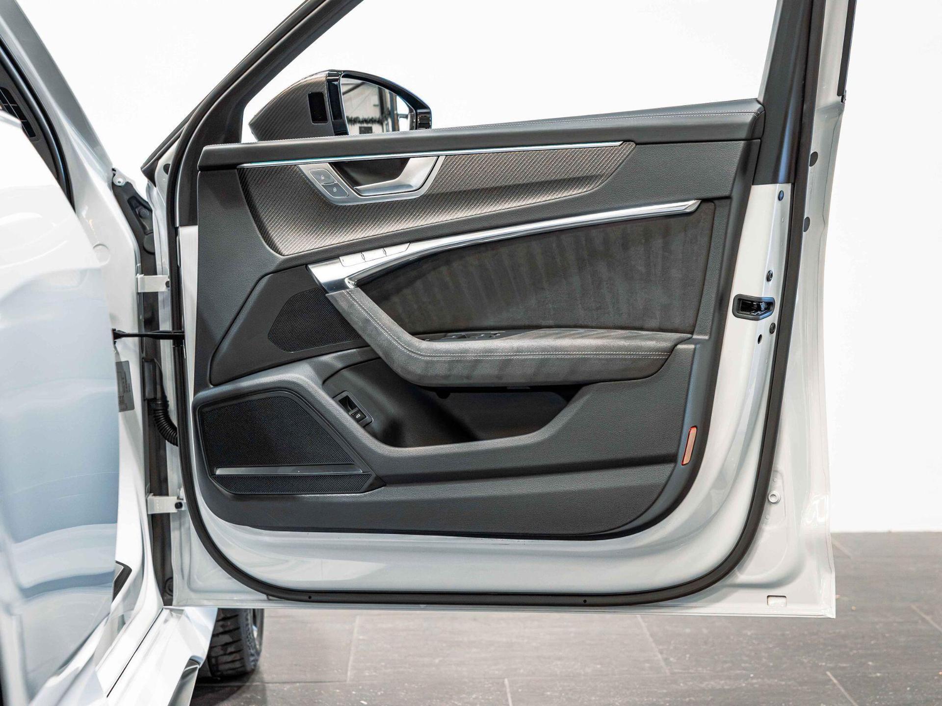 An interior shot of the door interior on a 2024 Audi RS6 Avant