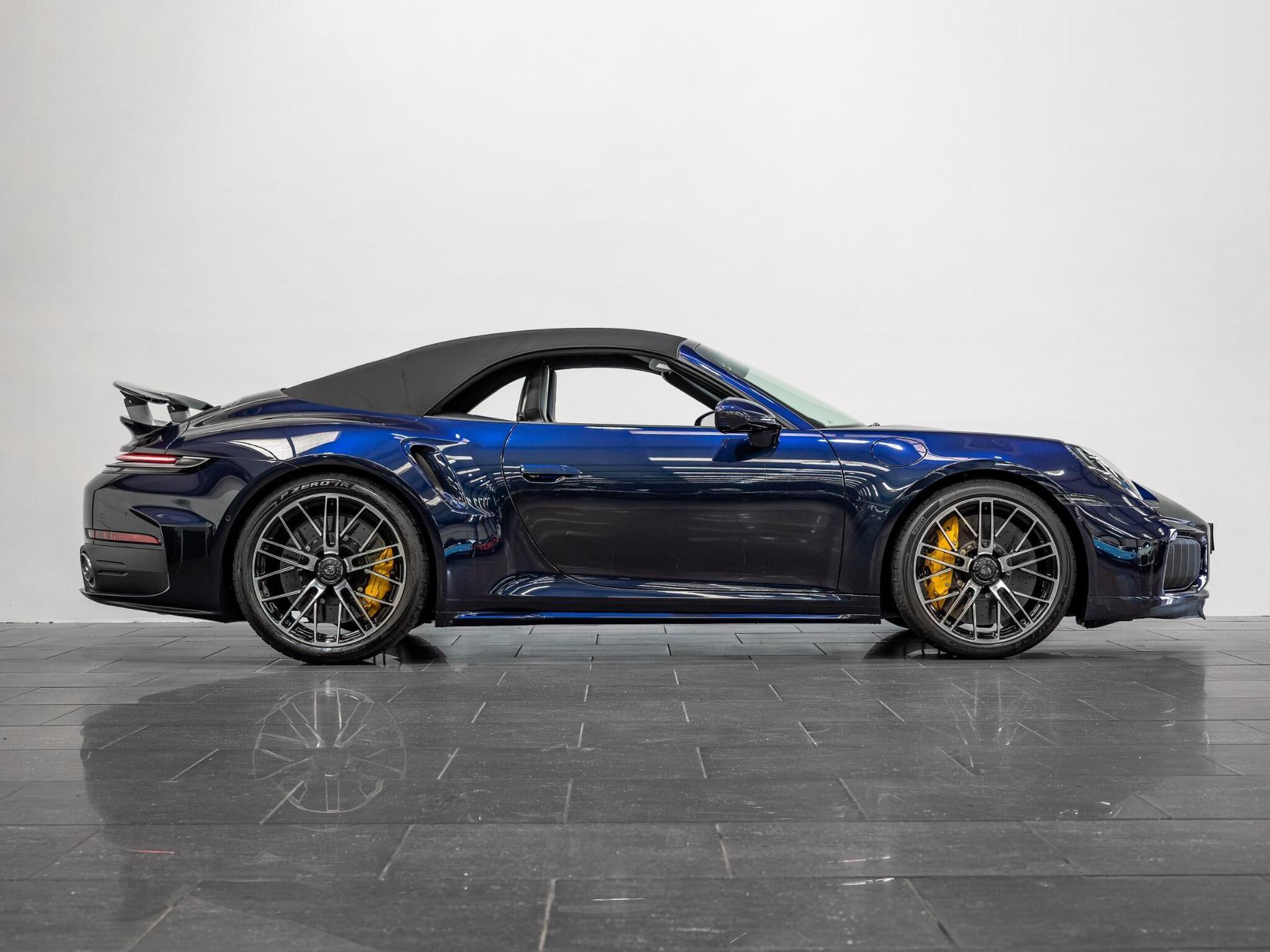 An exterior shot of the side right on a 2026 Porsche 911