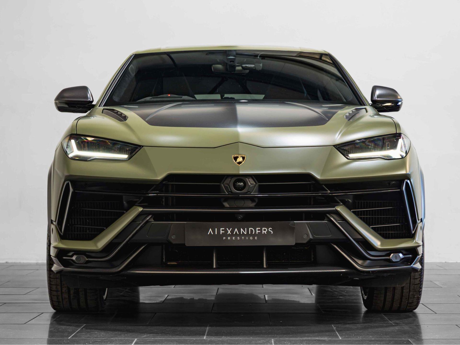 An exterior shot of the front on a 2024 Lamborghini Urus