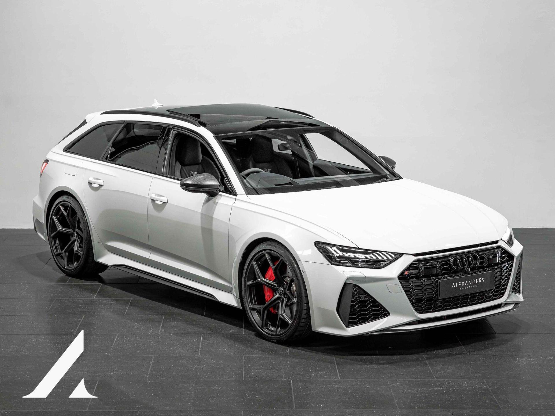 An exterior shot of the front right on a 2024 Audi RS6 Avant