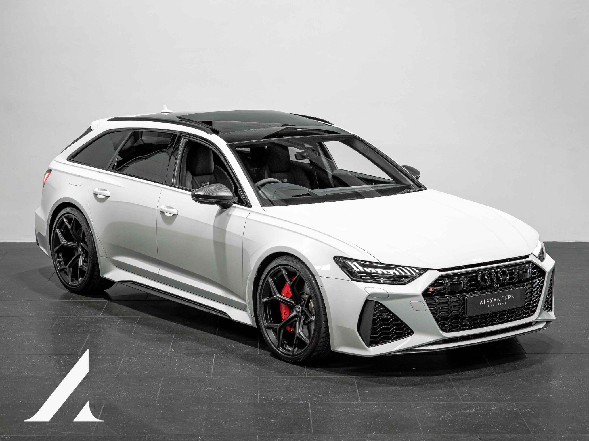 An exterior shot of the front right on a 2024 Audi RS6 Avant