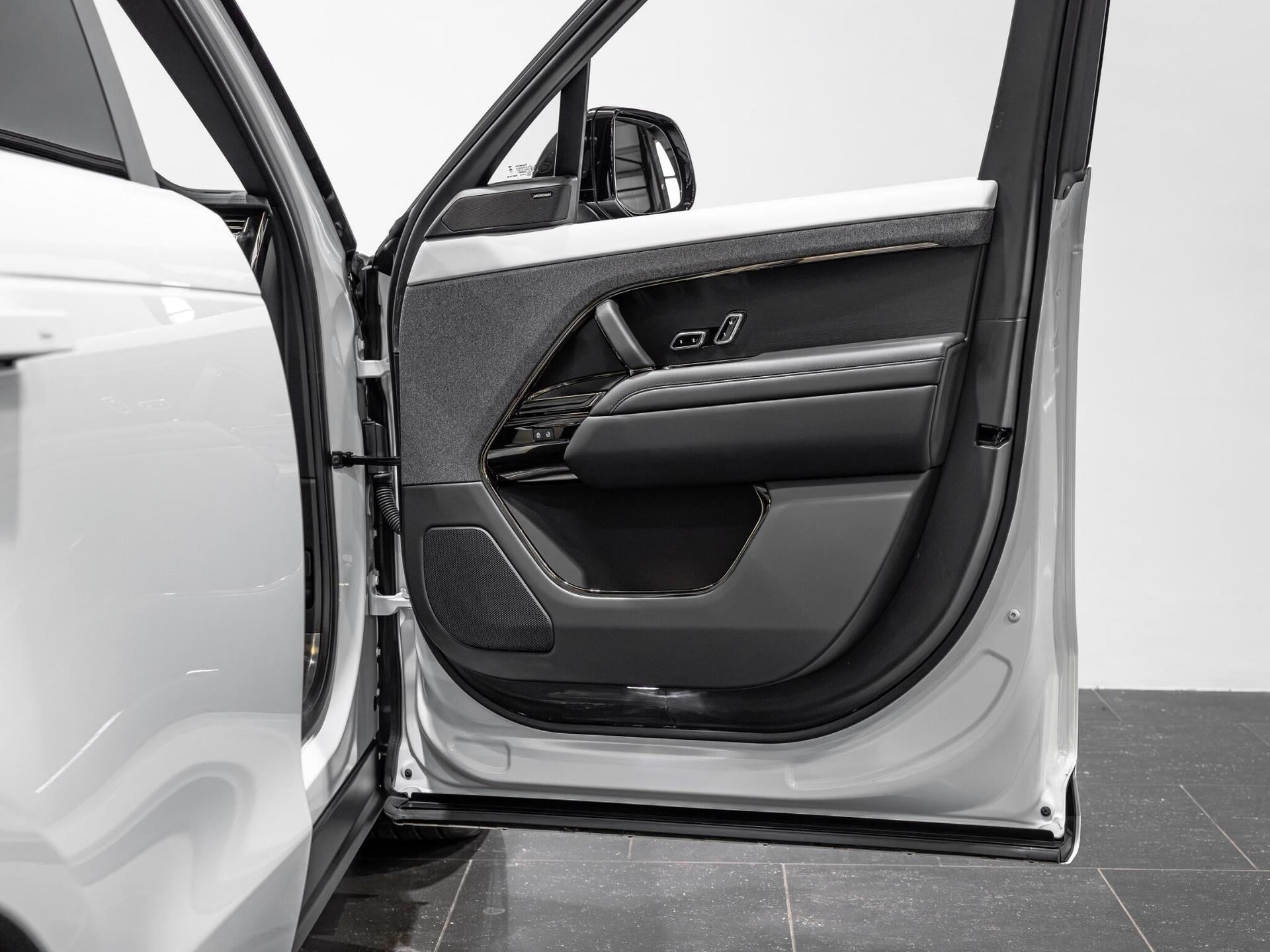 An interior shot of the door interior on a 2025 Land Rover Range Rover Sport