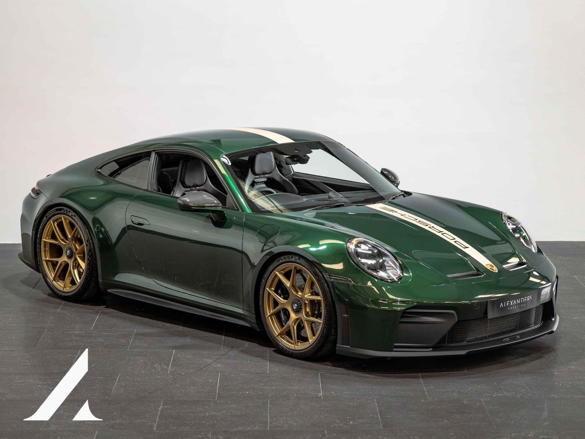 An exterior shot of the front right on a 2025 Porsche 911