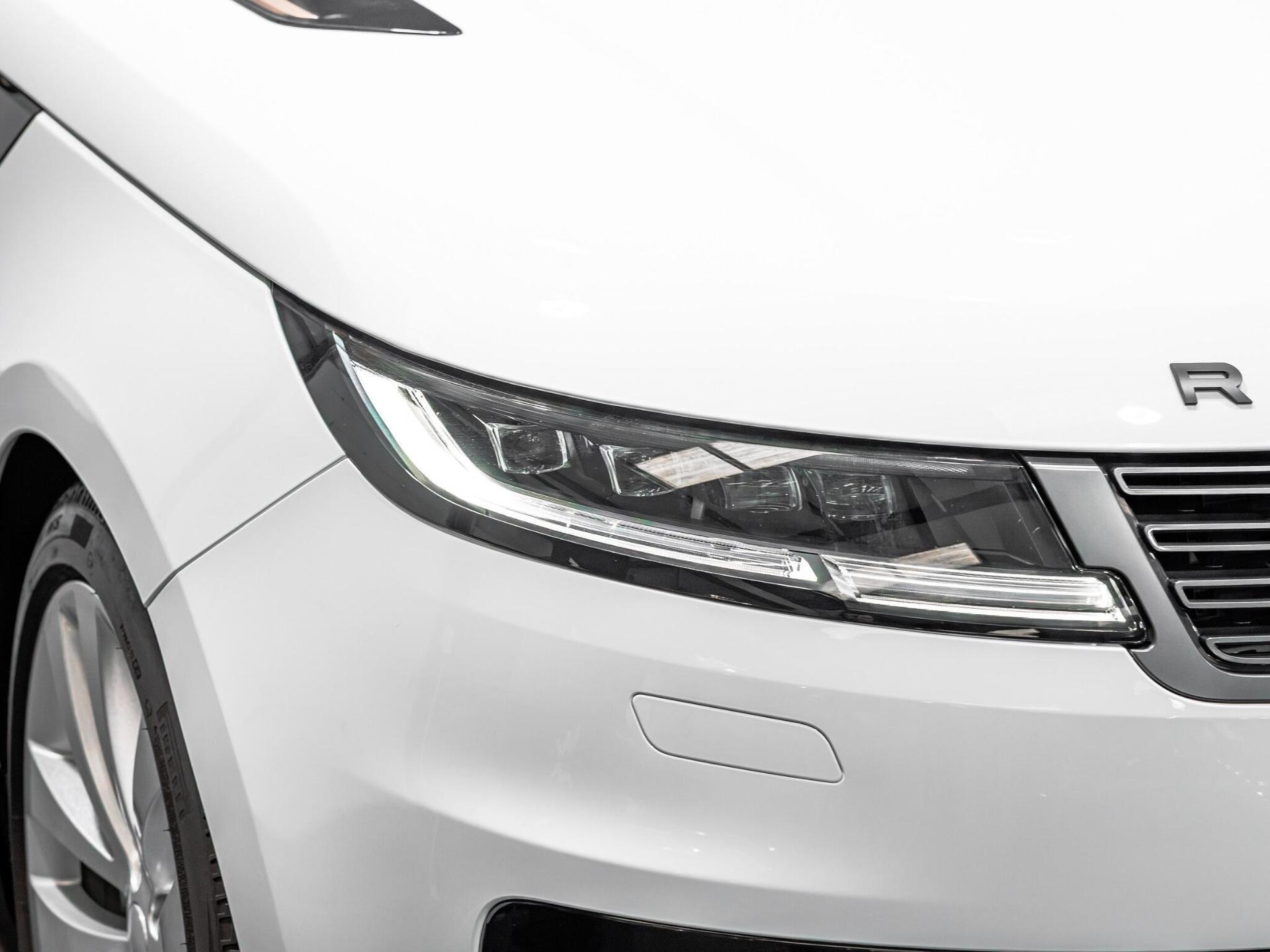 An exterior shot of the lights front on a 2025 Land Rover Range Rover Sport