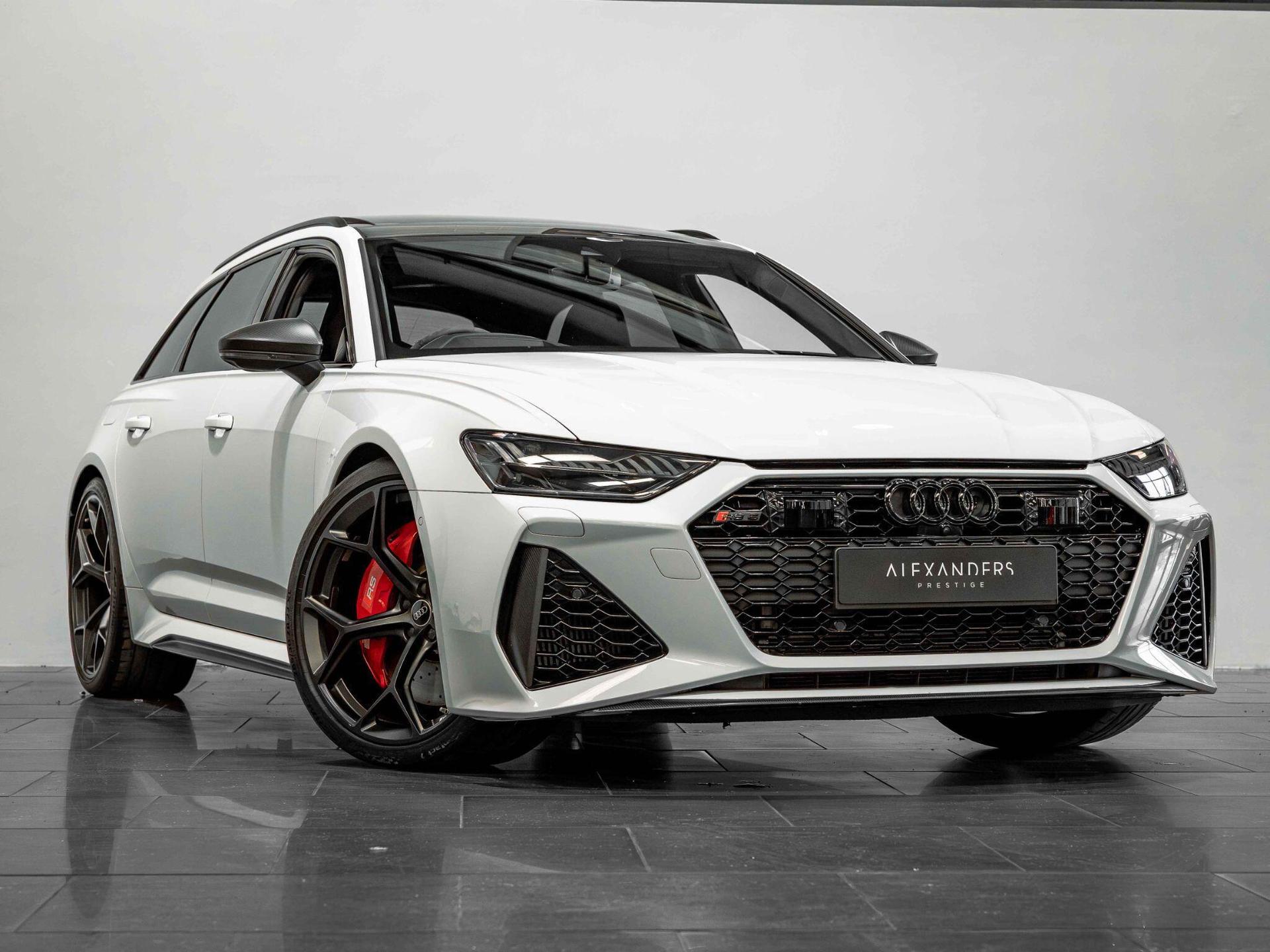 An exterior shot of the front right on a 2024 Audi RS6 Avant