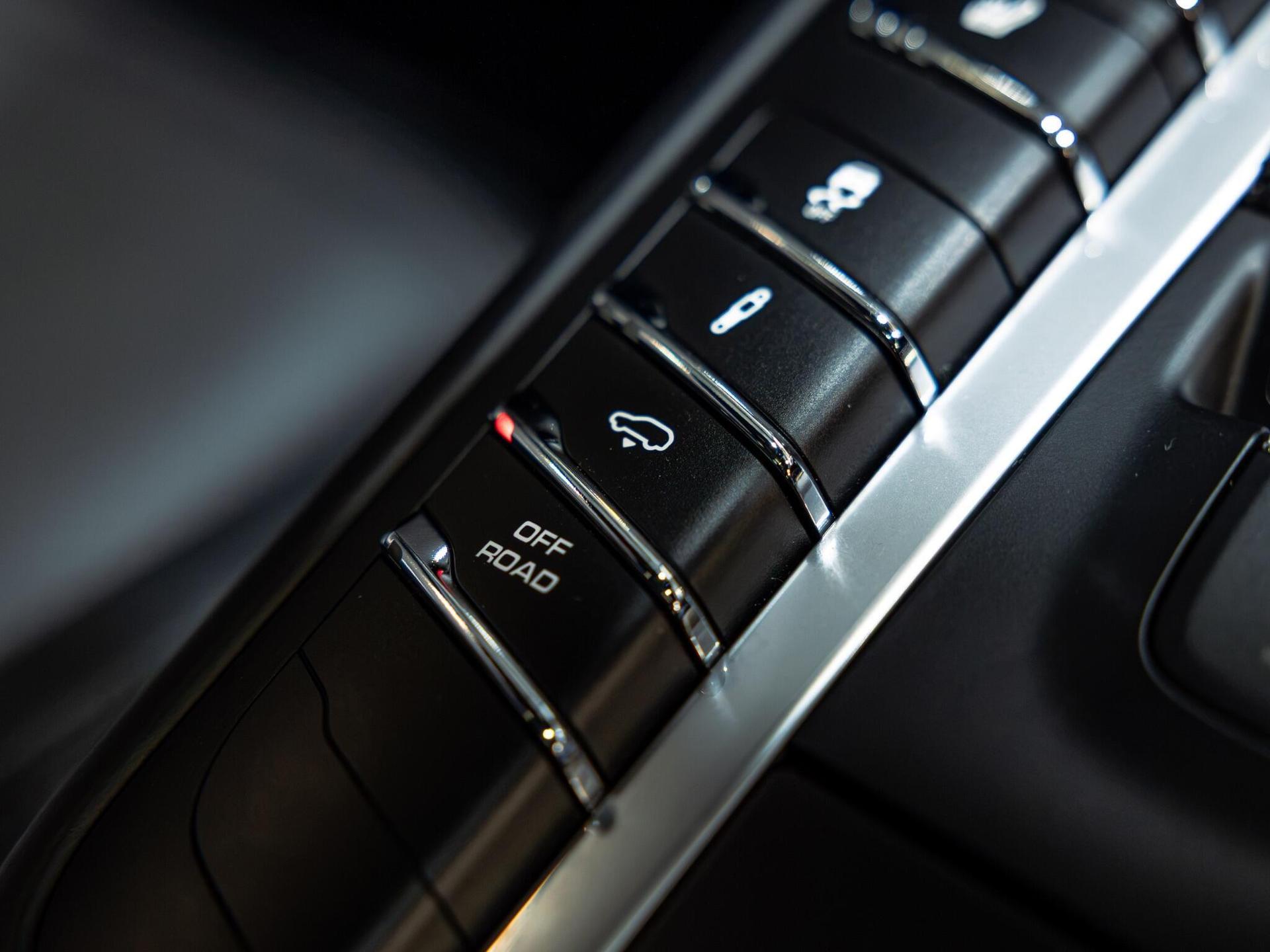 An interior shot of the misc controls on a 2020 Porsche Macan