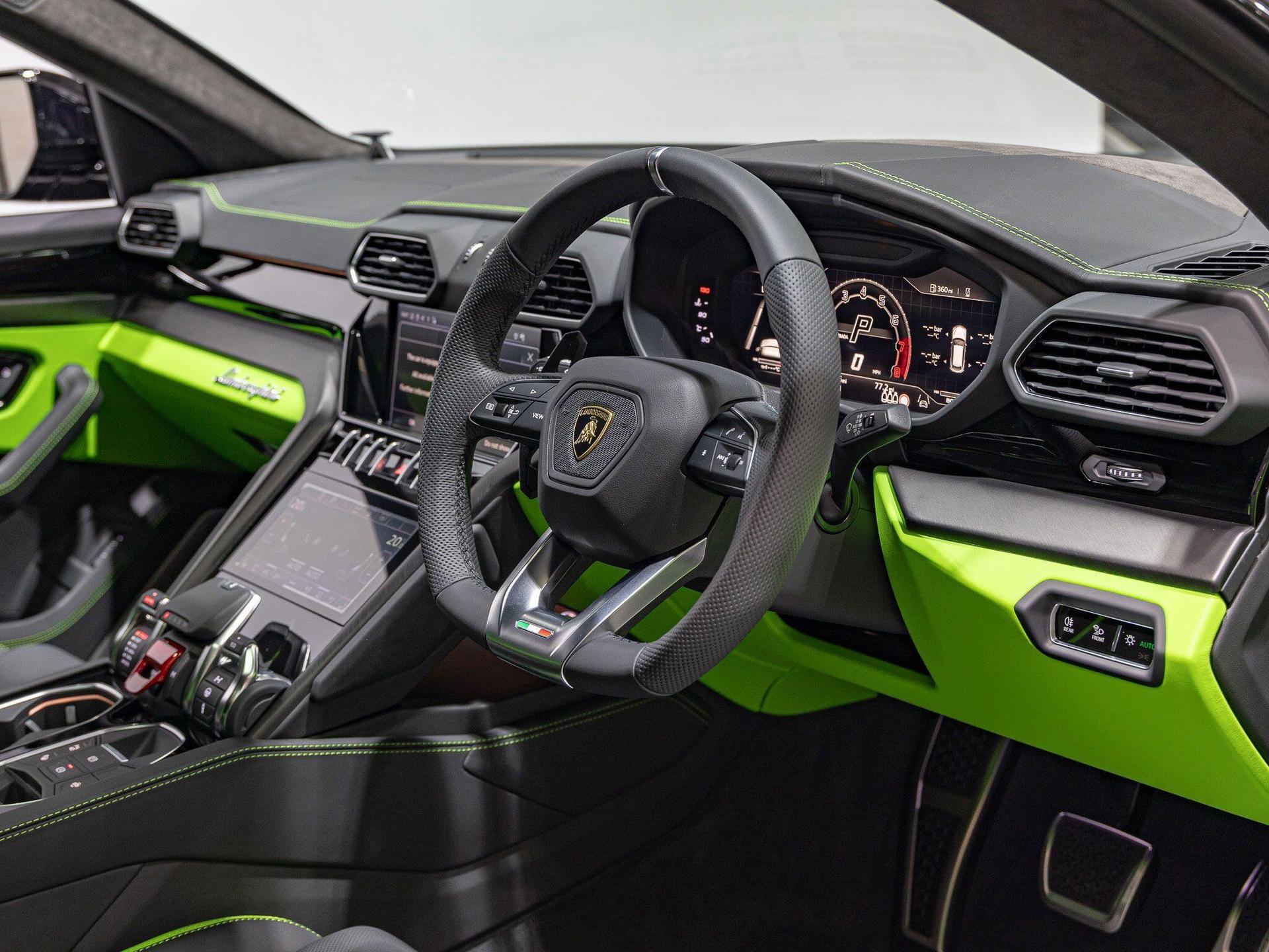An interior shot of the interior front on a 2024 Lamborghini Urus