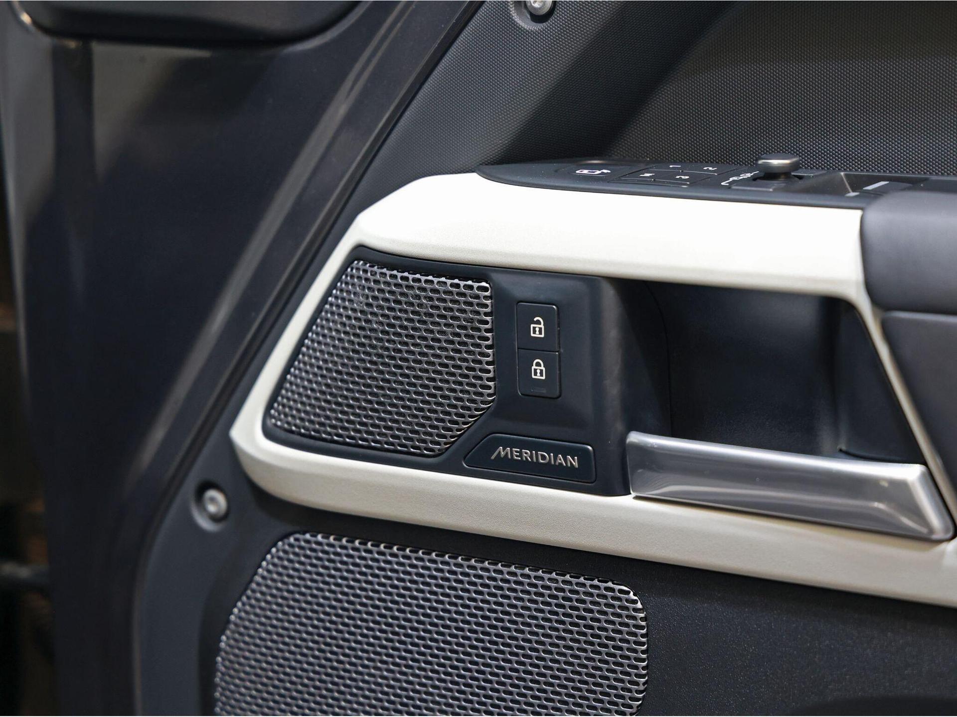 An interior shot of the misc controls on a 2022 Land Rover Defender 110