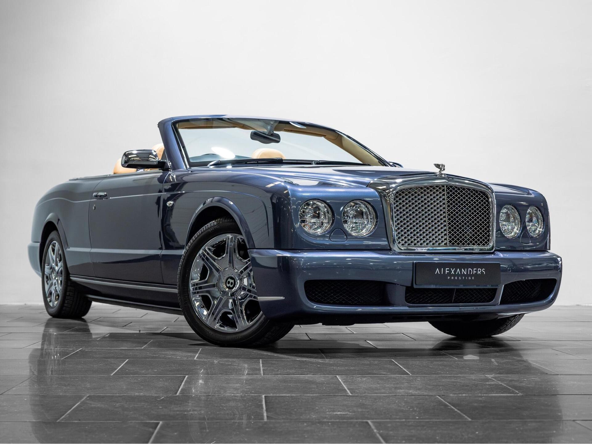 An exterior shot of the front right on a 2006 Bentley Azure
