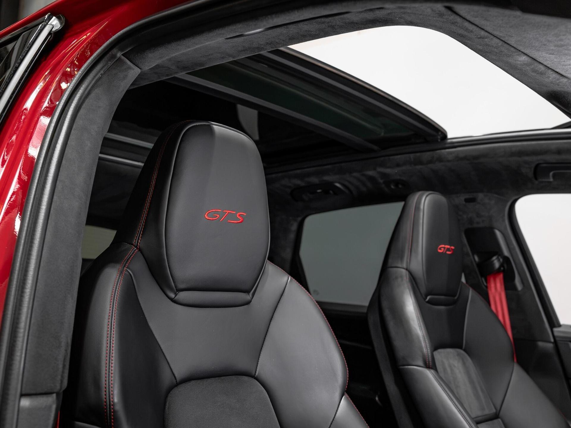 An interior shot of the driver seat on a 2021 Porsche Cayenne
