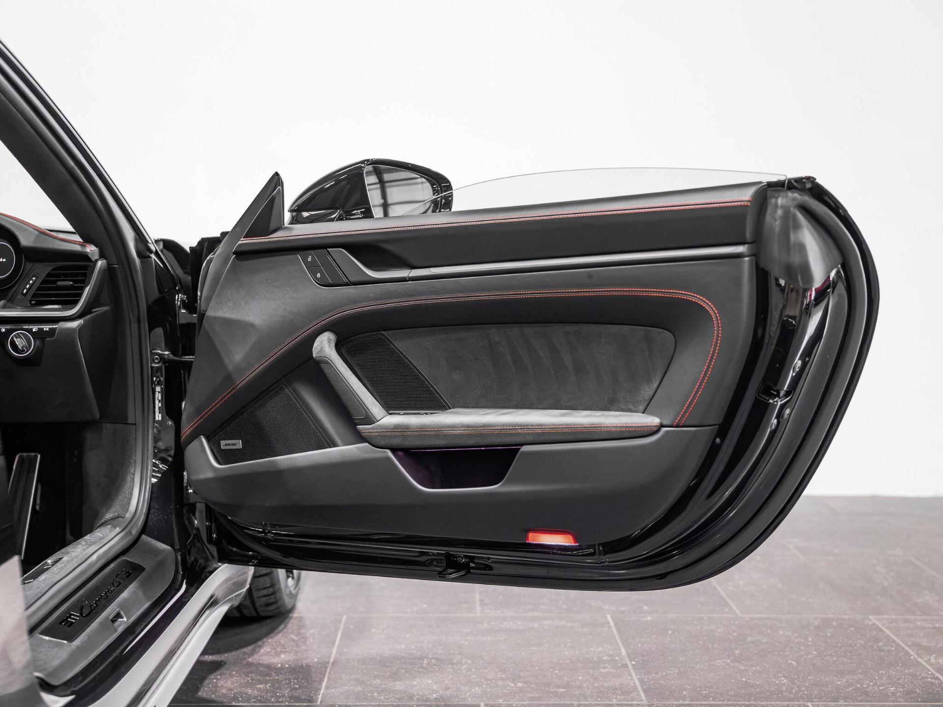 An interior shot of the door interior on a 2021 Porsche 911