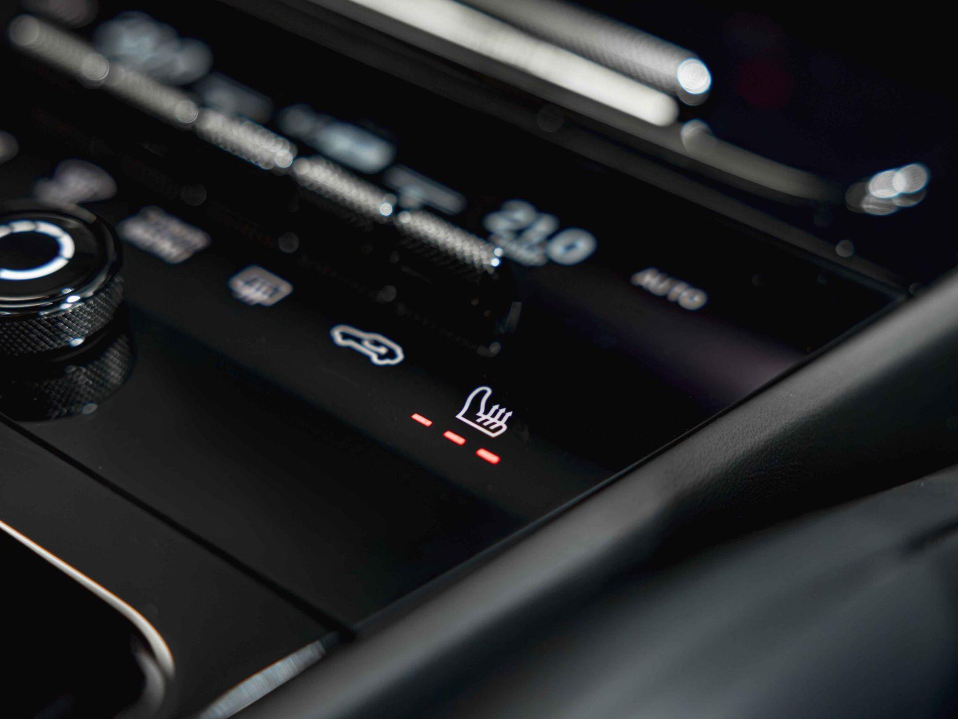 An interior shot of the misc controls on a 2025 Porsche Cayenne