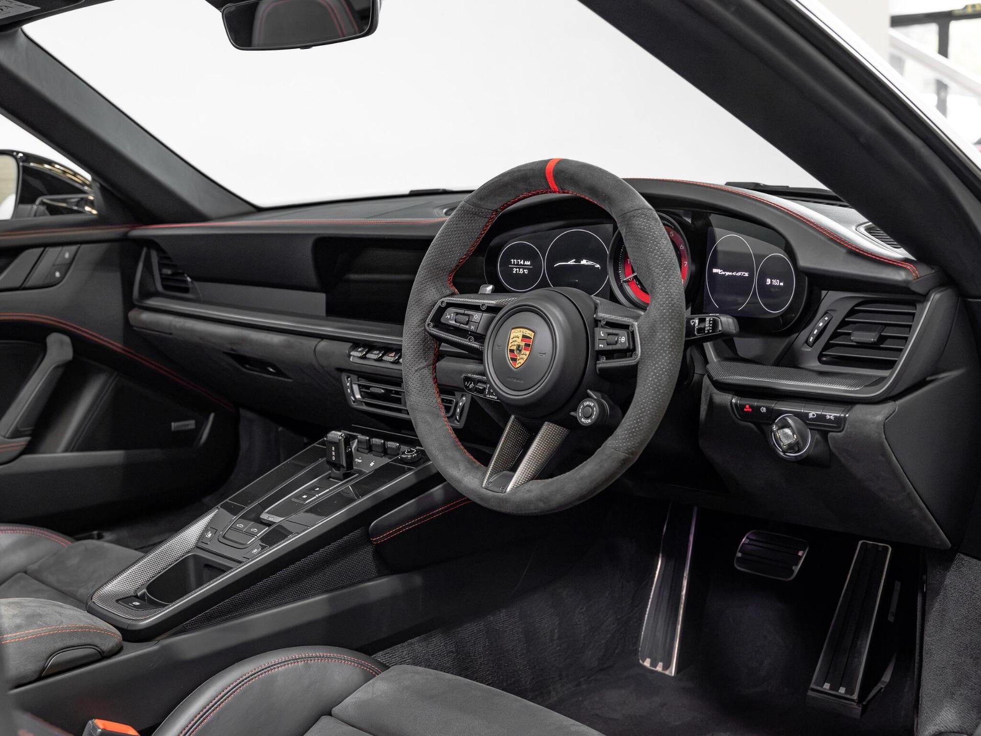 An interior shot of the interior front on a 2021 Porsche 911