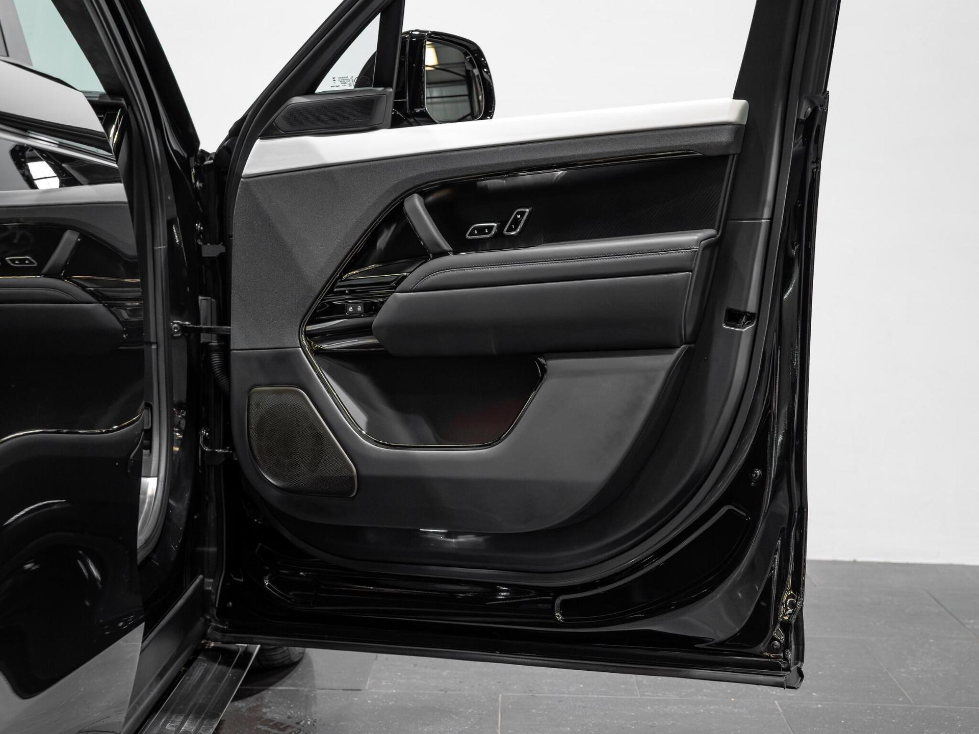 An interior shot of the door interior on a 2024 Land Rover Range Rover Sport