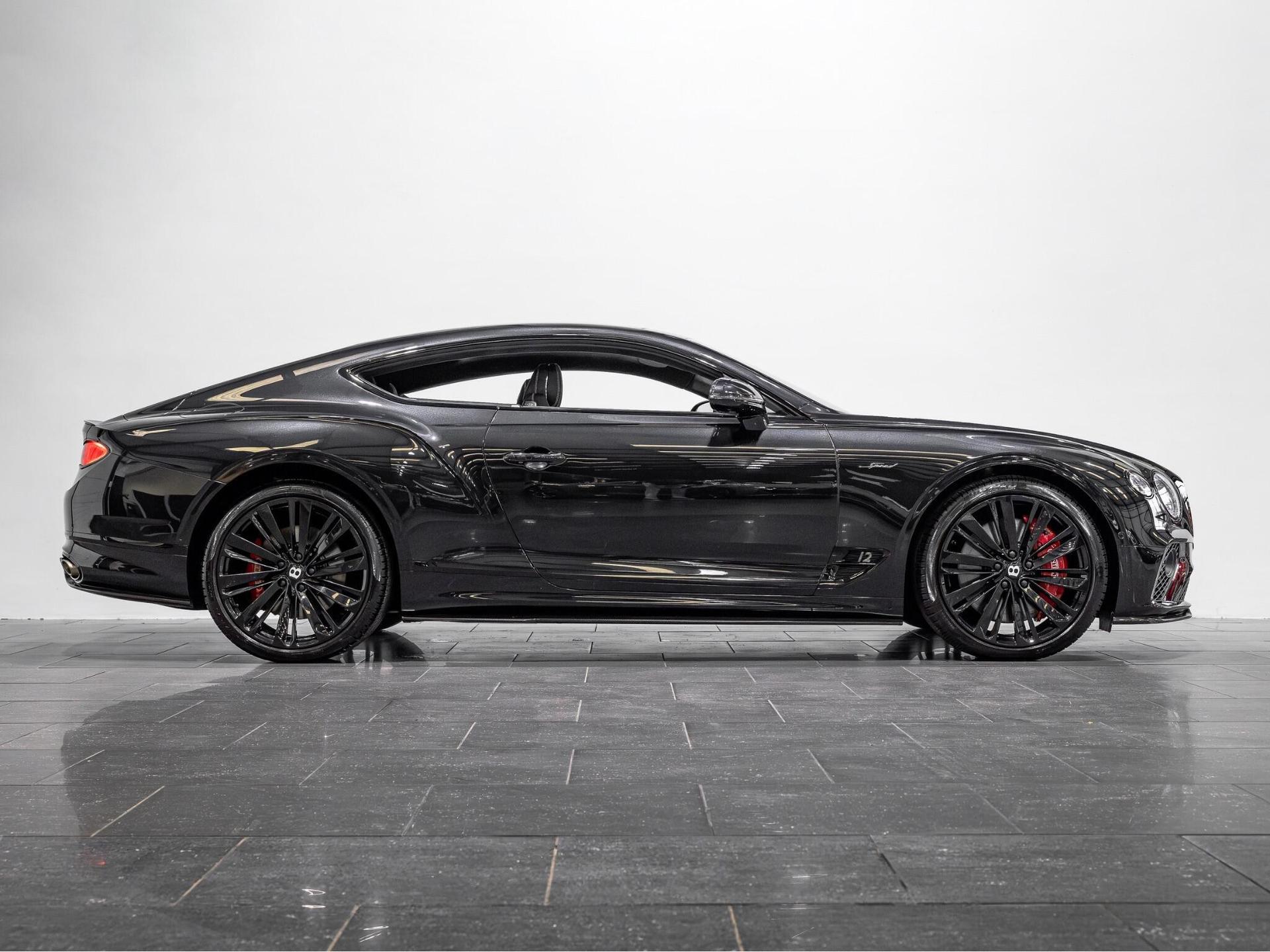 An exterior shot of the side right on a 2021 Bentley Continental