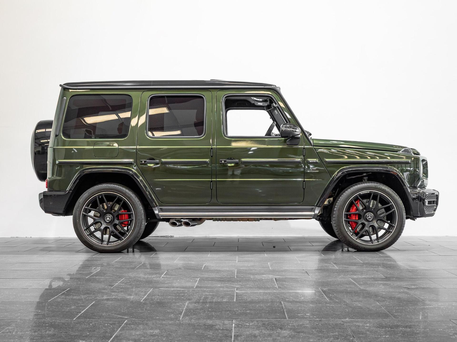 An exterior shot of the side right on a 2023 Mercedes-Benz G Class