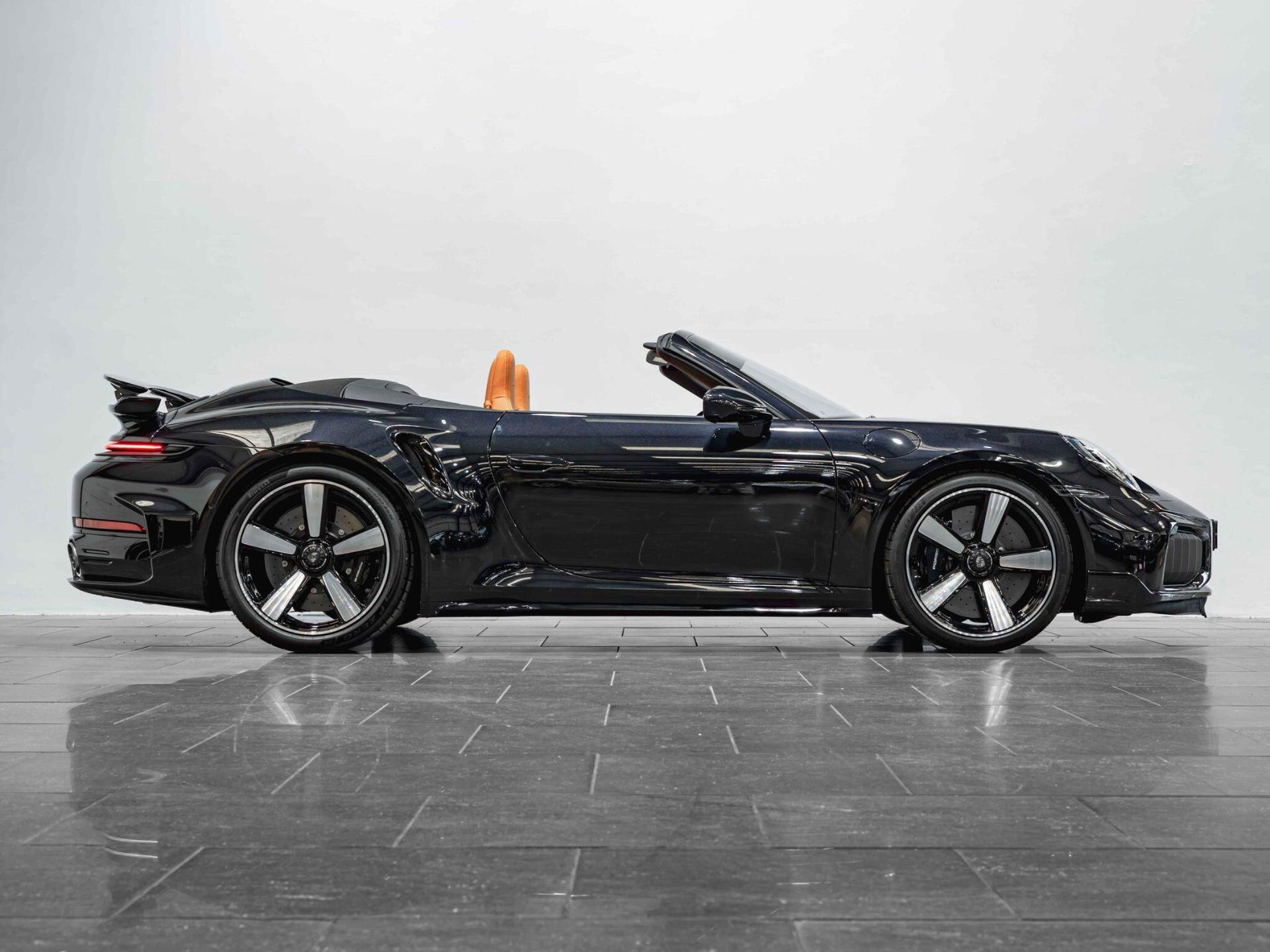 An exterior shot of the side right on a 2026 Porsche 911