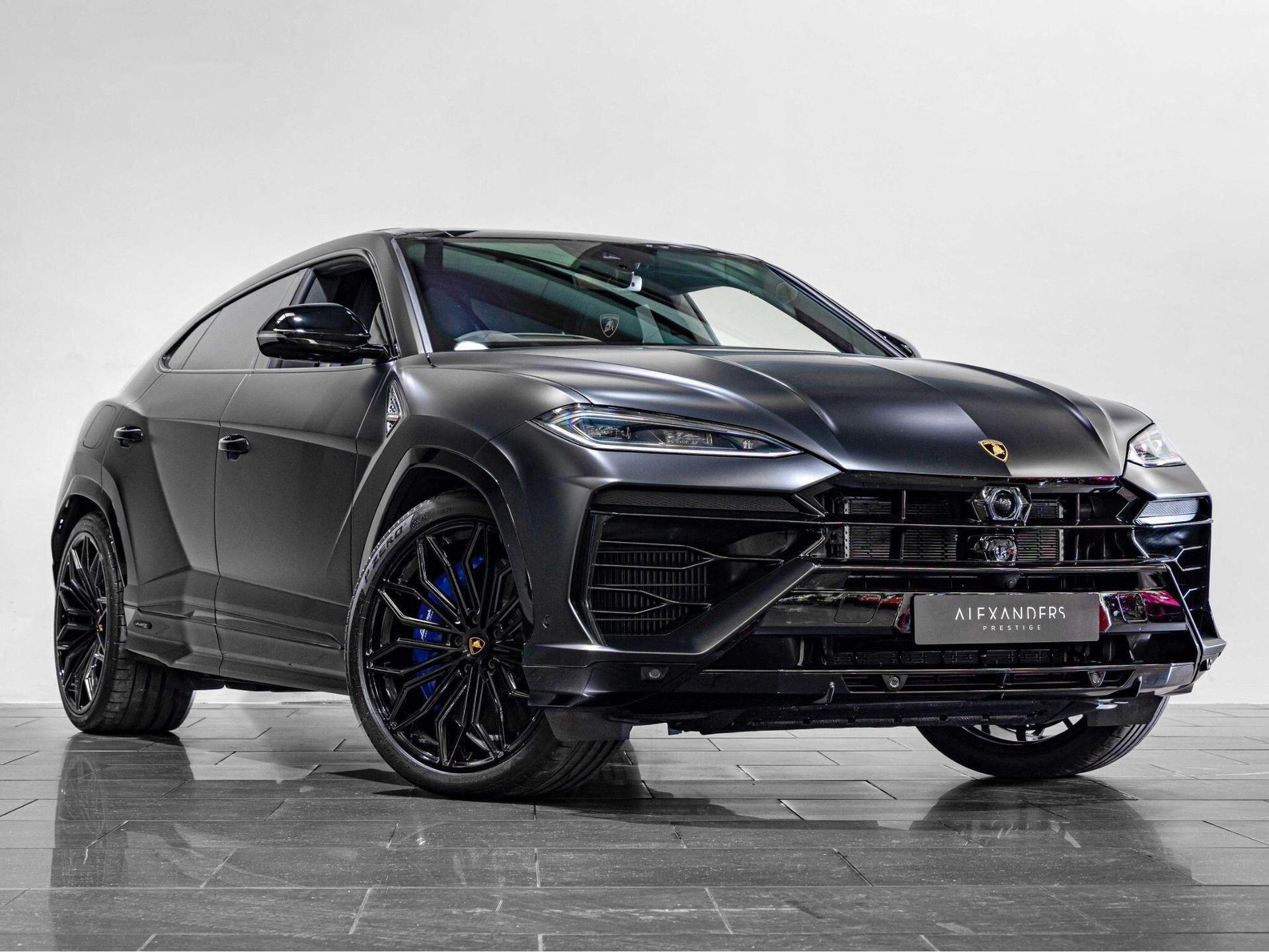 An exterior shot of the front right on a 2025 Lamborghini Urus