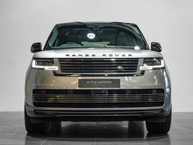 2023 (73) | Range Rover SV P615 - Alexanders Prestige