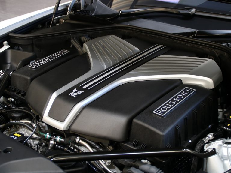 2021 (21) Rolls Royce Wraith  6.6 V12 Auto - Image 2