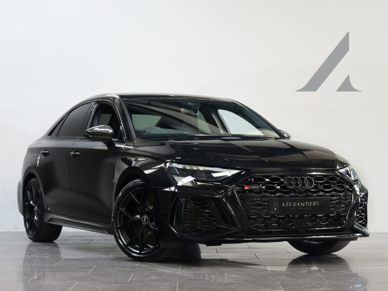 2022 (22) Audi RS3 Carbon Black 2.5 TFSI Quattro S Tronic - Image 4