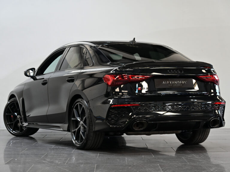 2022 (22) Audi RS3 Carbon Black 2.5 TFSI Quattro S Tronic - Image 6