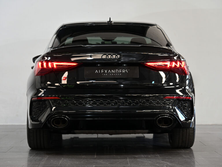 2022 (22) Audi RS3 Carbon Black 2.5 TFSI Quattro S Tronic - Image 10