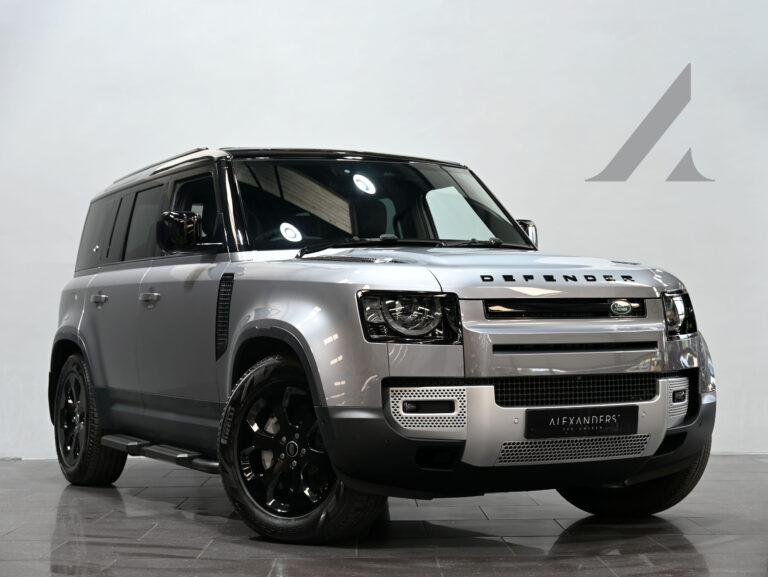2021 (21) Land Rover Defender 110 HSE 3.0 D300 Auto [7 Seat] - Image 4