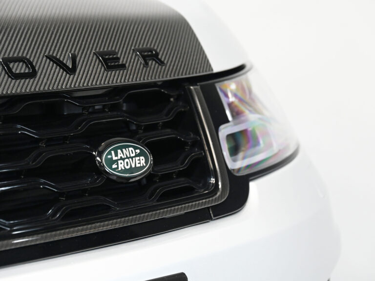 2020 (20) Range Rover Sport SVR 5.0 V8 S/C Auto - Image 20