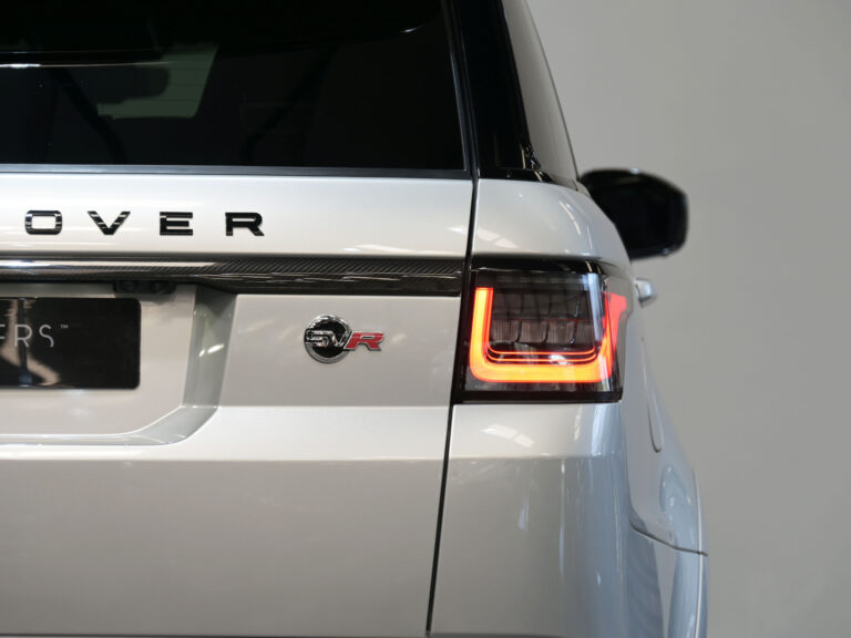 2020 (20) Range Rover Sport SVR 5.0 V8 S/C Auto - Image 12
