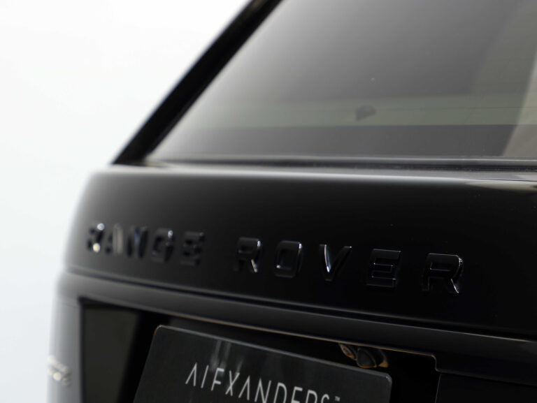 2020 (20) Range Rover Vogue 3.0 SDV6 Auto - Image 2