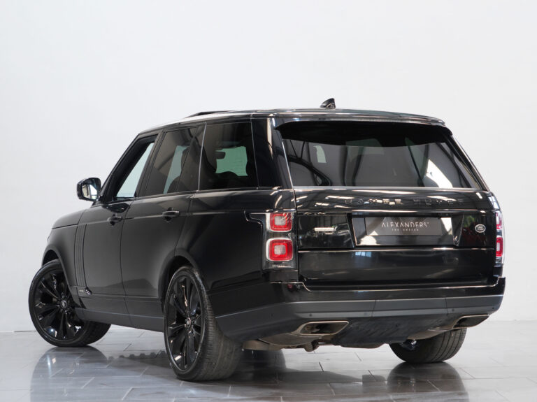 2021 (21) RANGE ROVER AUTOBIOGRAPHY 3.0 D350 FIFTY EDITION AUTO - Image 6