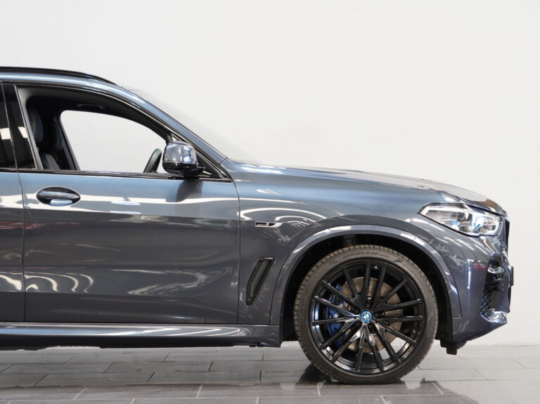 2021 (71) BMW X5 45e M Sport xDrive 3.0 Hybrid Auto - Image 13