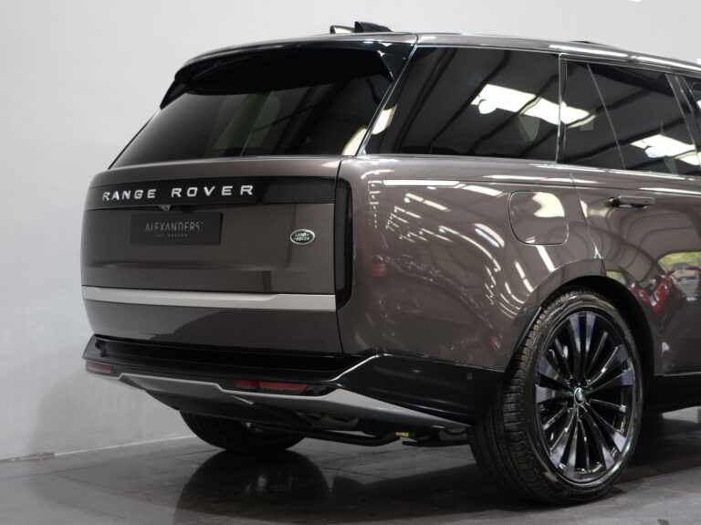 2022 (22) Range Rover First Edition P530 4.4 V8 Auto - Image 1