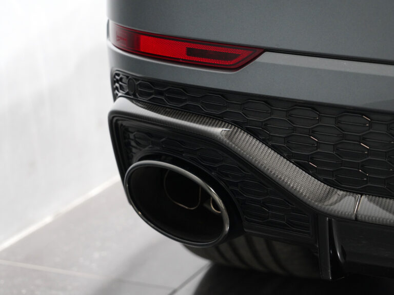 2020 (70) Audi RSQ8 Carbon Black 4.0 V8 Quattro Auto - Image 1